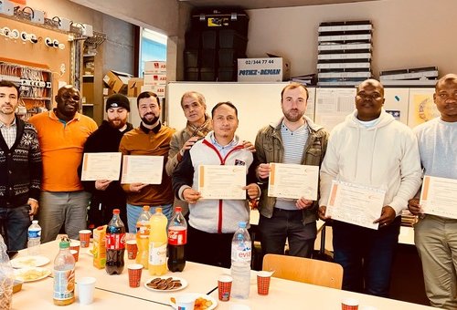 Une belle fin de formation pour nos installateurs électriciens résidentiels !