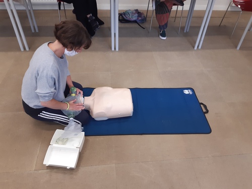 Reprise des cours de sauveteur-euse aquatique en piscine à temps partiel